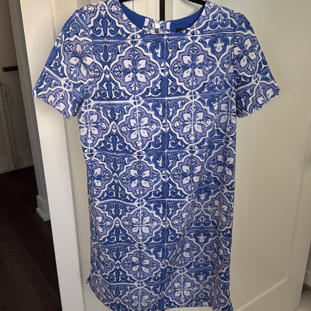 Blue dress! Size L! In great condition - no rips or holes